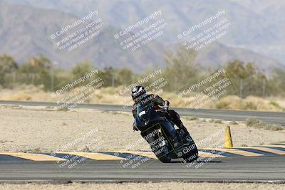 media/Dec-04-2025-Racers Edge (Thu) [[5ebc9f124d]]/3-B Group/1-Session 1 (Turn 7)/